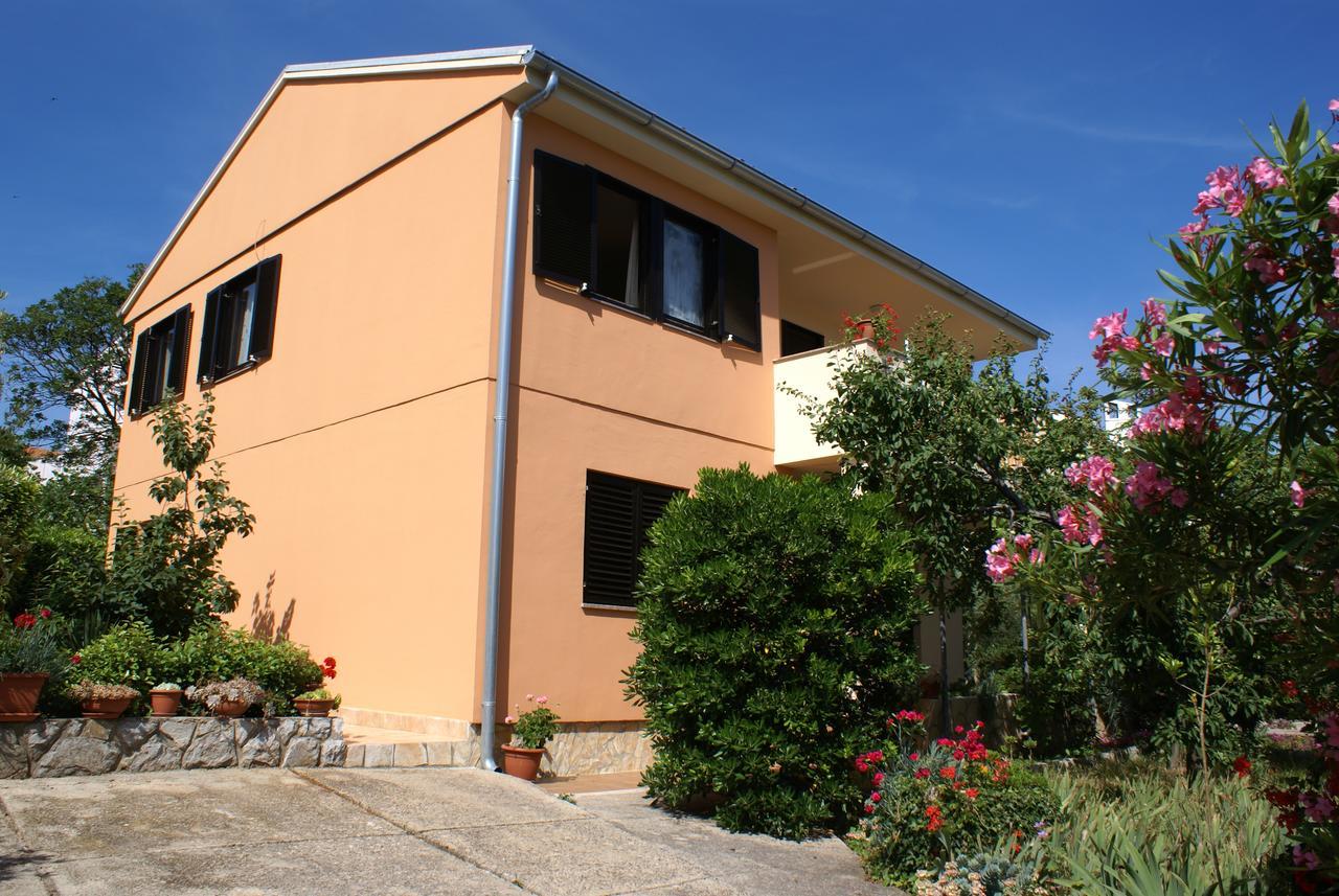 Apartment Ana M Крк Экстерьер фото