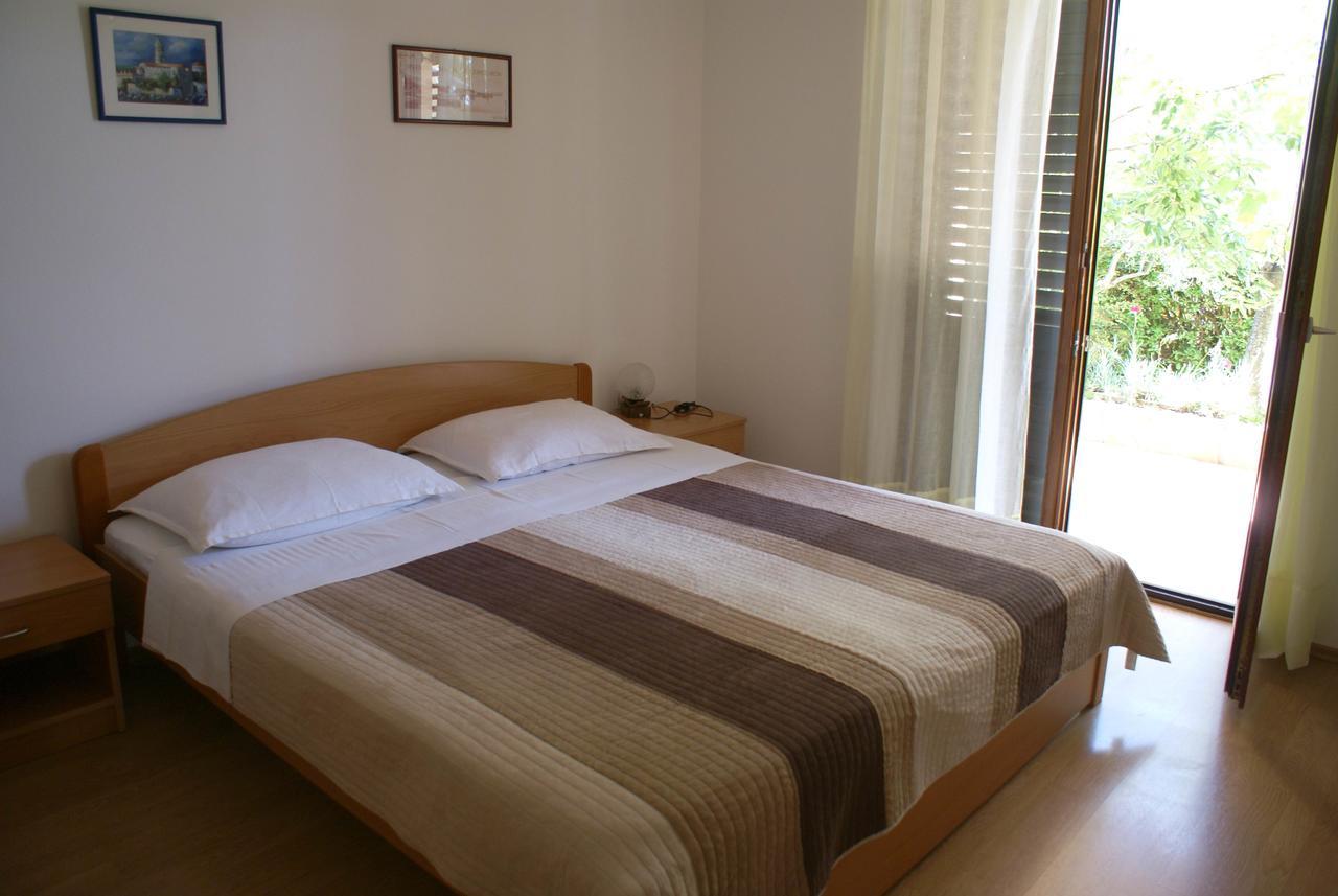 Apartment Ana M Крк Экстерьер фото